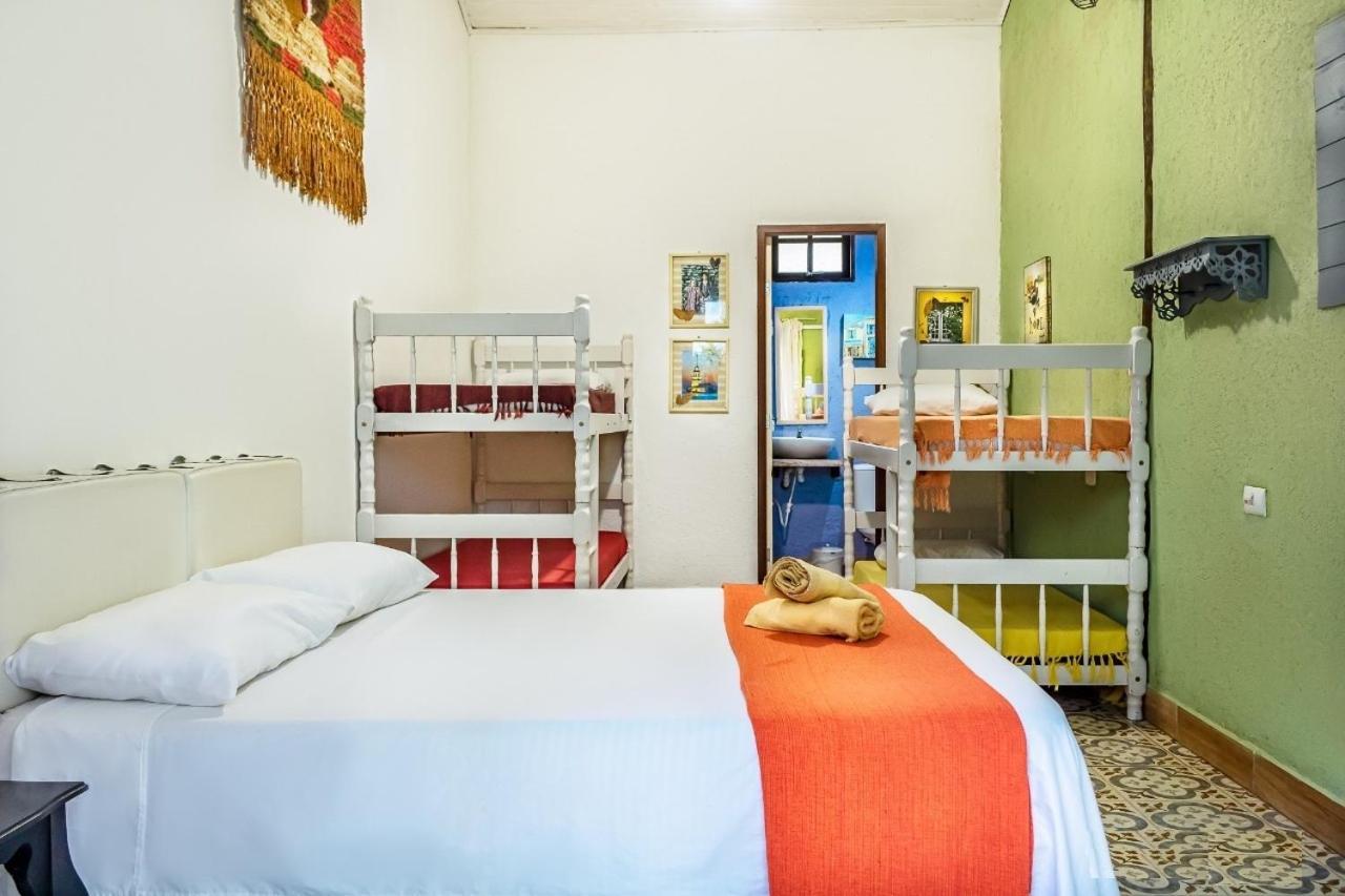 Vilarejo Praia Do Pereque Suites Ilhabela Ngoại thất bức ảnh