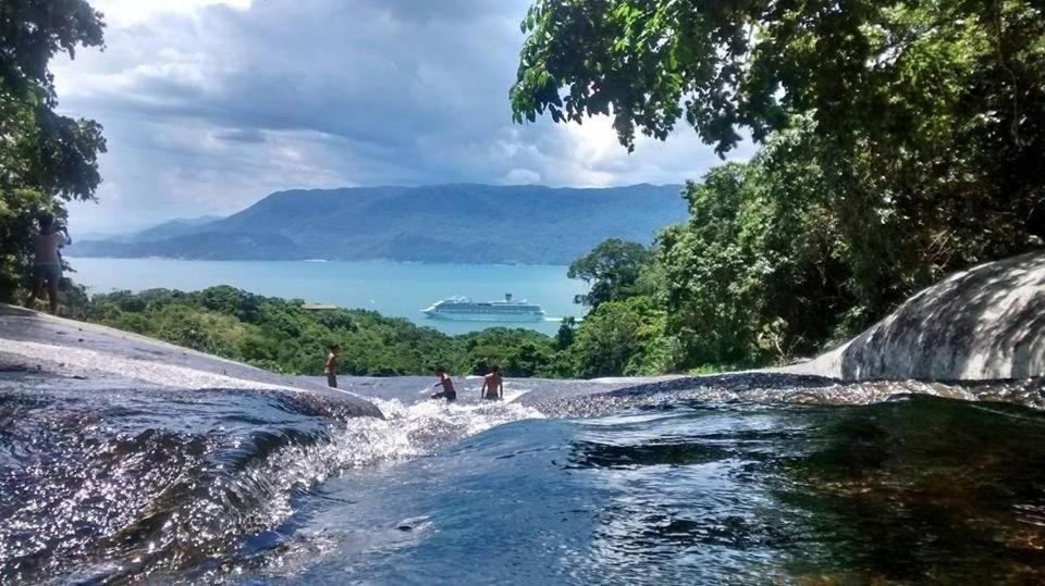 Vilarejo Praia Do Pereque Suites Ilhabela Ngoại thất bức ảnh